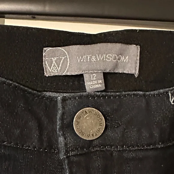 Wit and Wisdom Sawyer straight leg size 12 - Picture 2 of 5